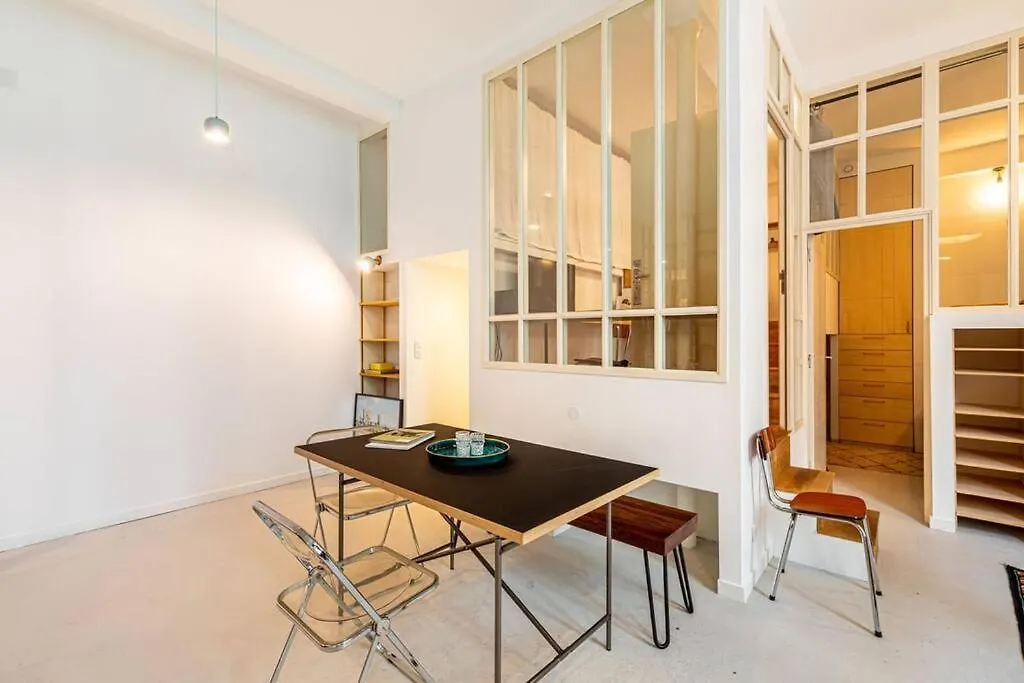 Guestready - Midcentury Maisonette In The 10Th Paris France