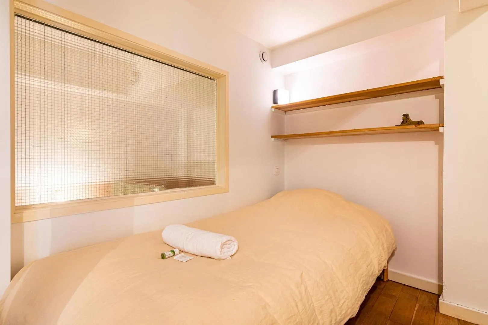 Guestready - Midcentury Maisonette In The 10Th Paris